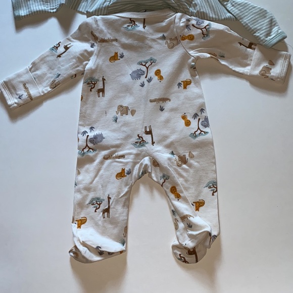 COPY - NWT  Carter’s  Boys  preemie Jungle sleeper W/ built in anti-scratch 2 p… - Picture 10 of 11